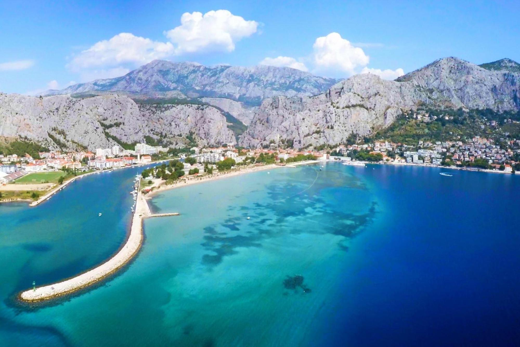 Sunshine Suites Omis Exterior photo